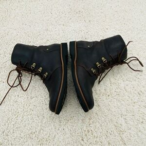 The North Face Women’s Leather Lace-Up Boots with Ice Pick Lugs Brown Size 7